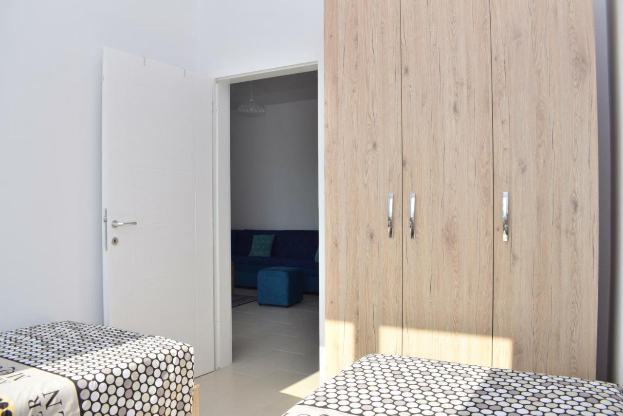 Sea View Apartment - 007 Vlore Exterior photo